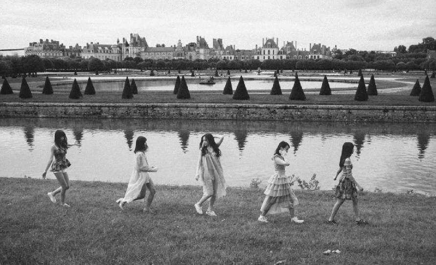 SNH48再登《男人装》展少女系诱惑(16)