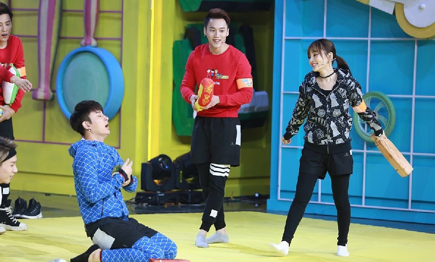 煮妇夫妇贾乃亮李小璐搞笑献艺综艺节目(18