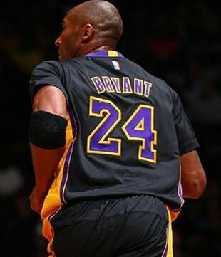 透露下赛季退役 传奇即将落幕 揭秘科比身价(2