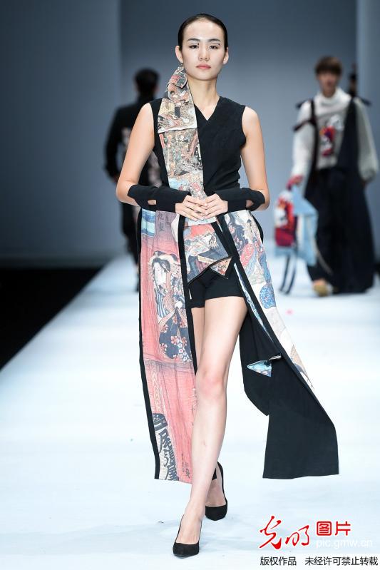 广州美术学院工业设计学院毕业生作品发布会在