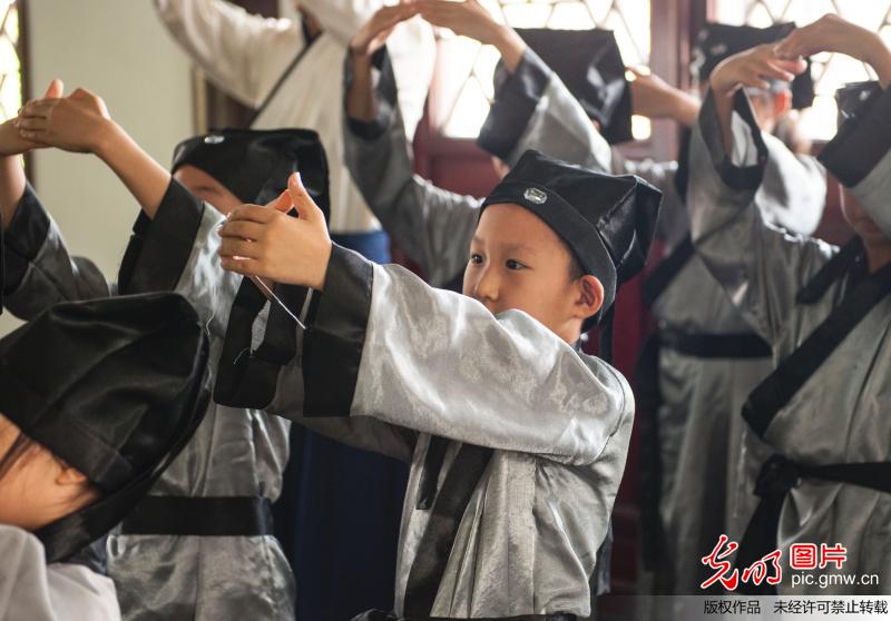 南通少儿暑假学国学 感受中华传统文化(3)