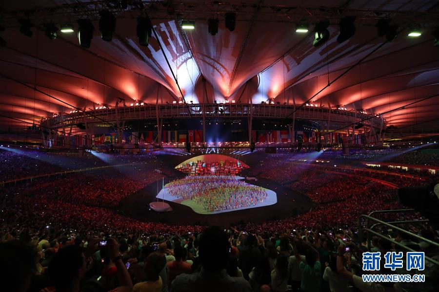 2016里约奥运会开幕式举行(15)