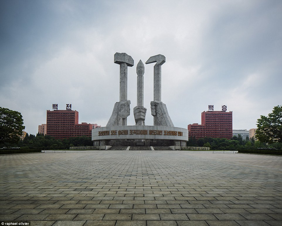 摄影师带你领略朝鲜建筑独特美:无广告 很清新