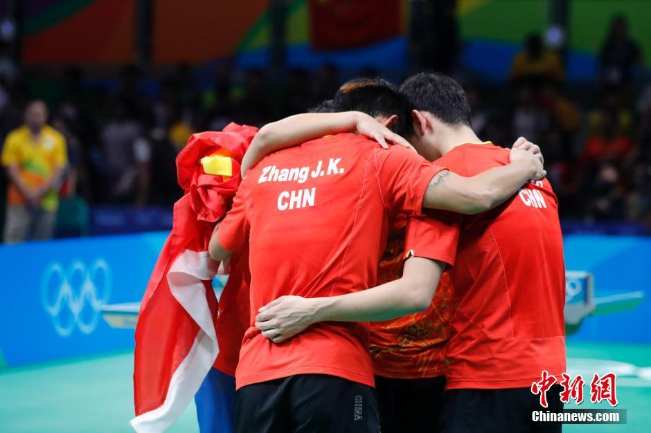 奥运男乒团体决赛 中国队战胜日本队获得冠军