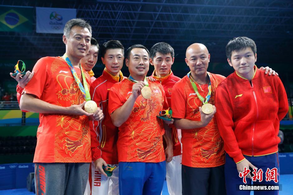 奥运男乒团体决赛 中国队战胜日本队获得冠军