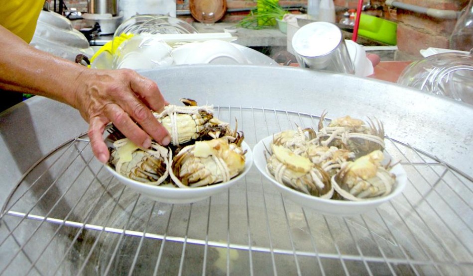 秋风吹蟹脚痒:看大闸蟹如何从养殖到餐桌(2)