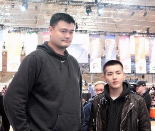 姚明和吴亦凡