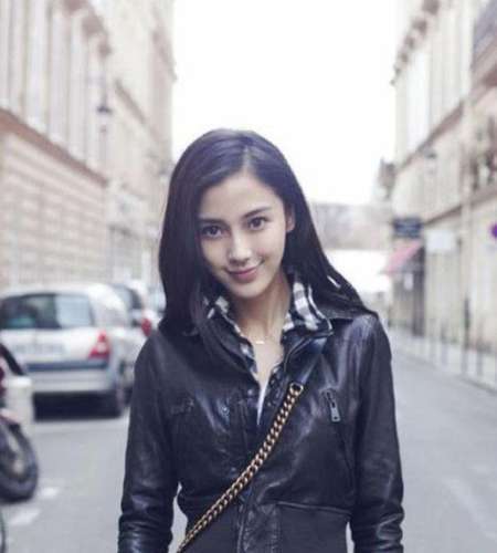 女明星换季皮衣pk,赵丽颖帅气,唐嫣精致,谁丑谁大妈图片