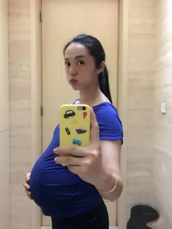 素颜孕照曝光,baby四肢纤细,霍思燕胖到认不出