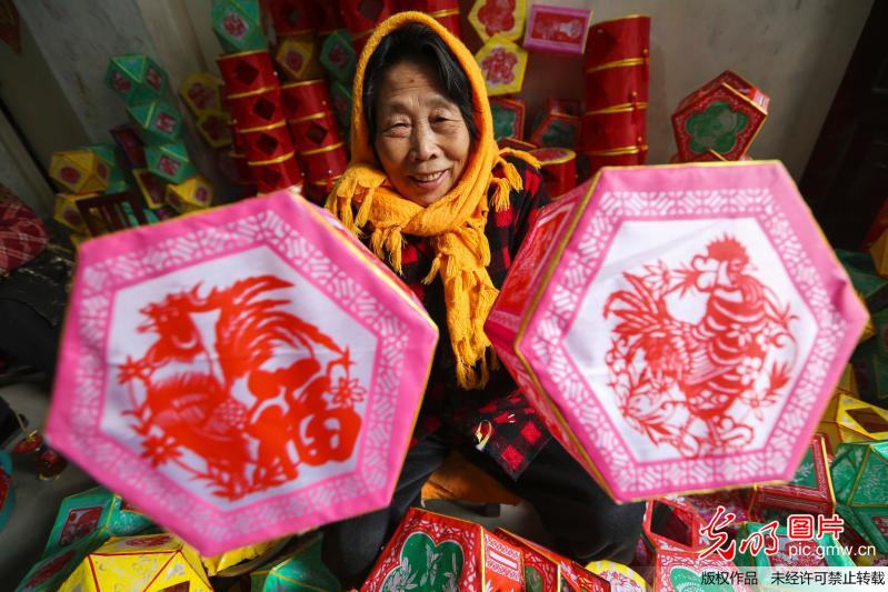 江苏连云港:赶做传统花灯迎鸡年(1)-国内新闻-阳光观 ...