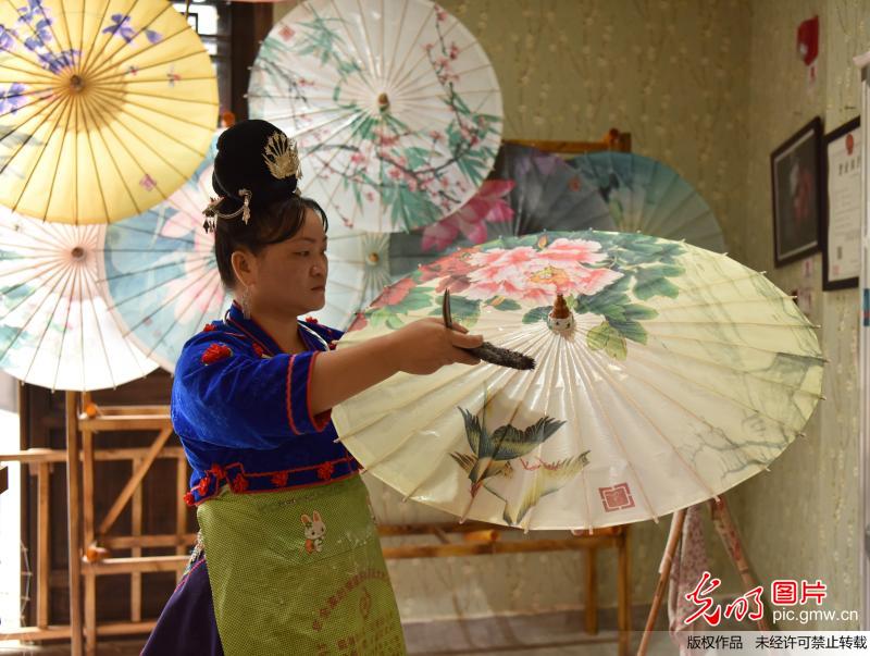 贵州丹寨:民间传统工艺油纸伞
