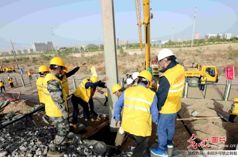 格库铁路电气化工程全面动工