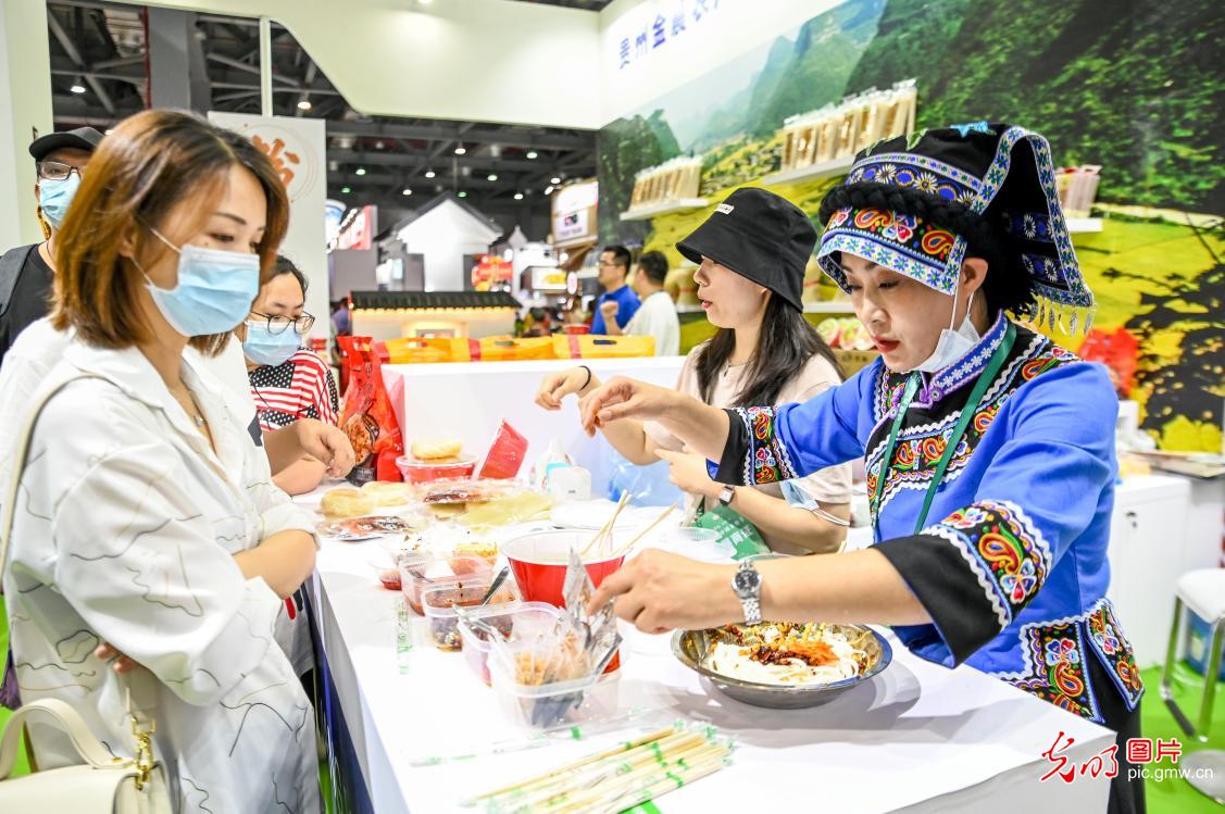 第一届中国米粉节在江西南昌开幕