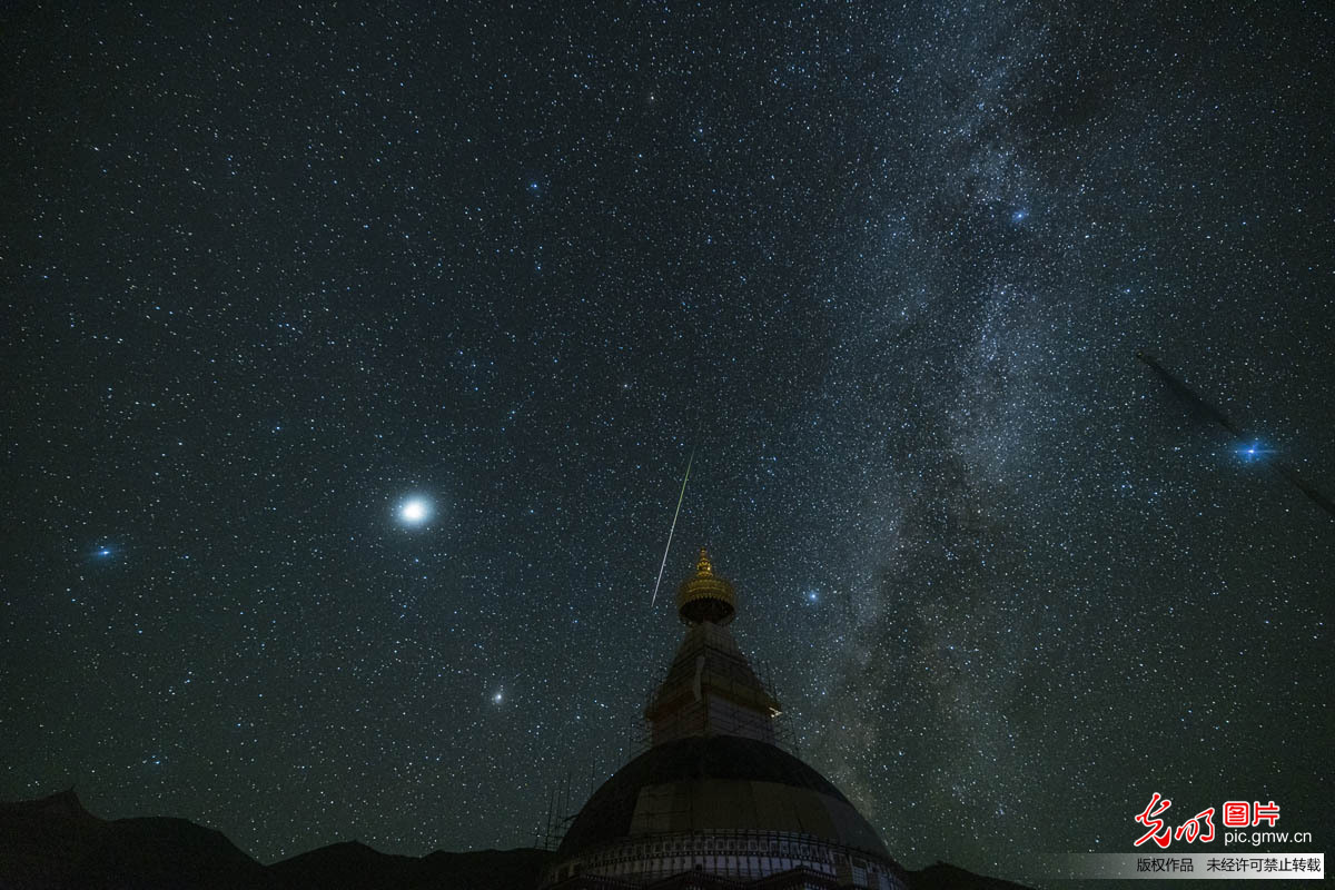 光明图刊一起来看流星雨