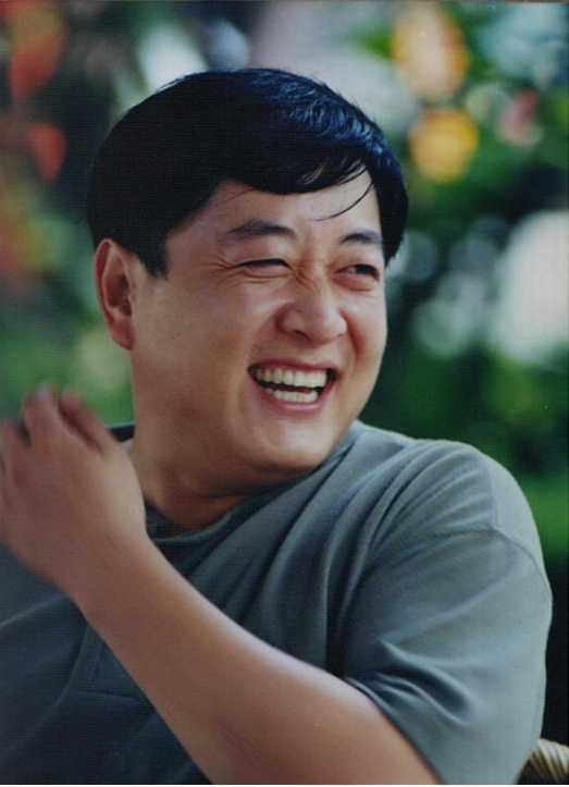 55岁演员刘斌被曝遭妻出轨夺财 两人相差18岁