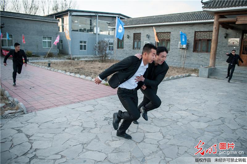 保镖是怎样炼成的