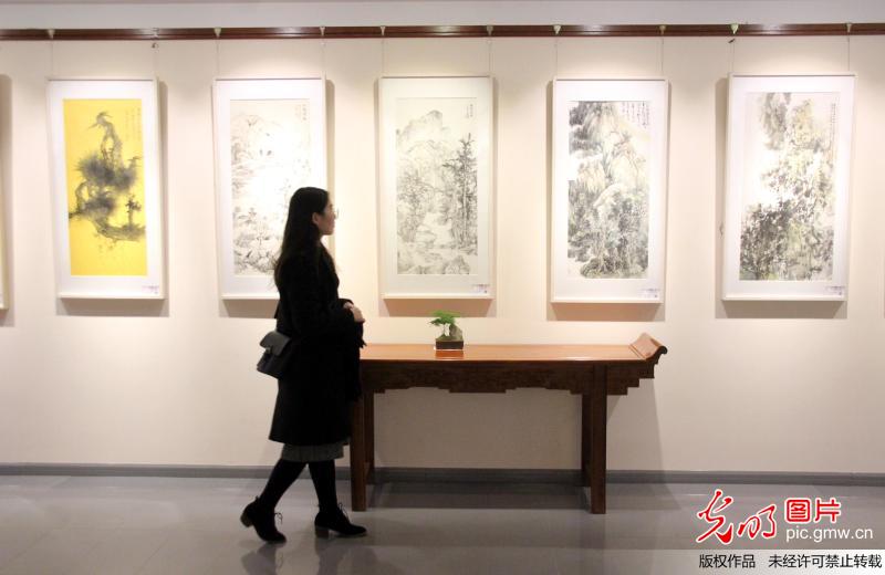 上海师范大学美术学院师生作品展在苏州彬龙美术馆开展