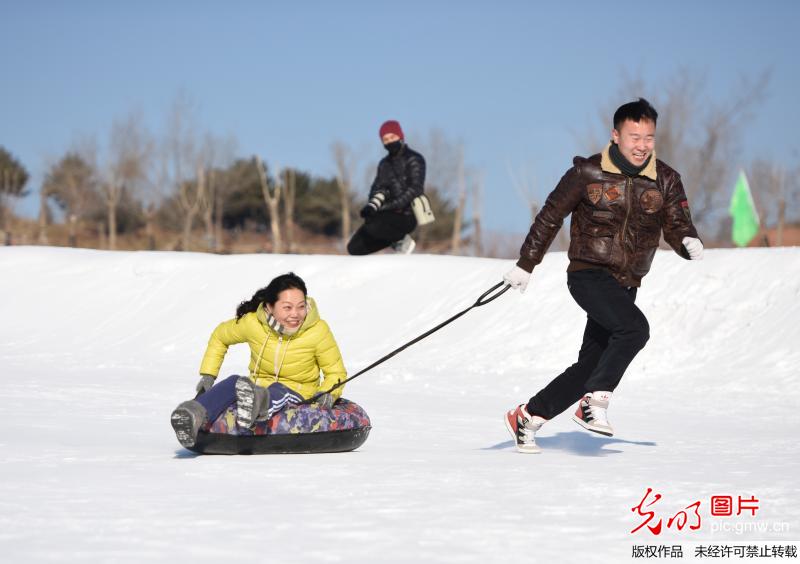内蒙古举办冬季运动全民健身大会