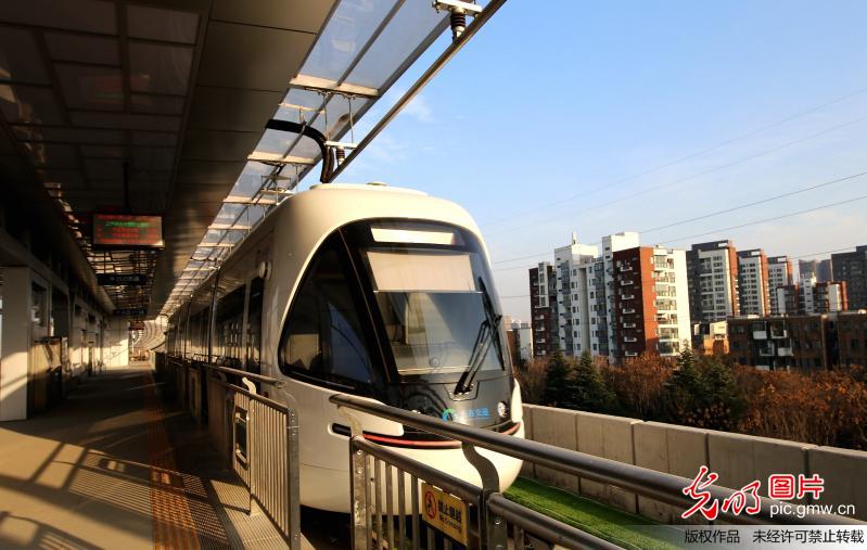 武汉光谷有轨电车开始试运行