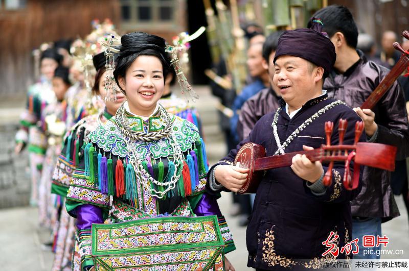 贵州侗寨：盛装踩歌堂迎新年