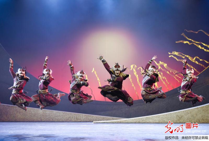 民族舞剧《驼道》在国内首演