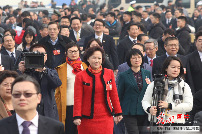 全国政协十三届一次会议在北京开幕