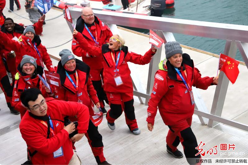 2017-18克利伯环球帆船赛登录青岛站