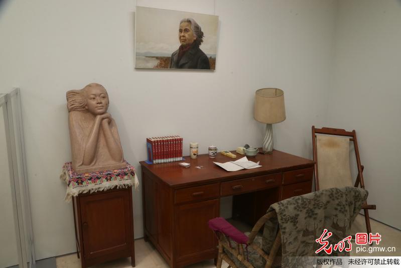 现代作家书房展近日在京举行