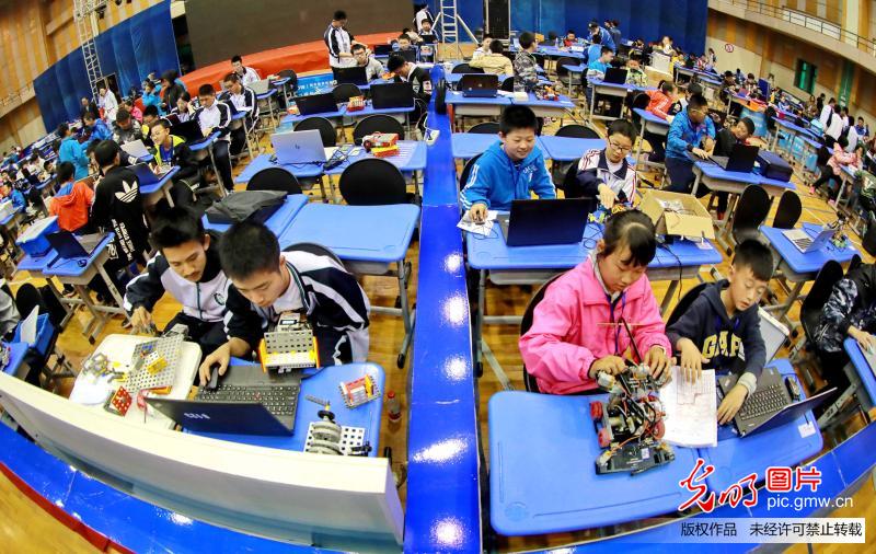 2018年河北省青少年机器人竞赛开赛