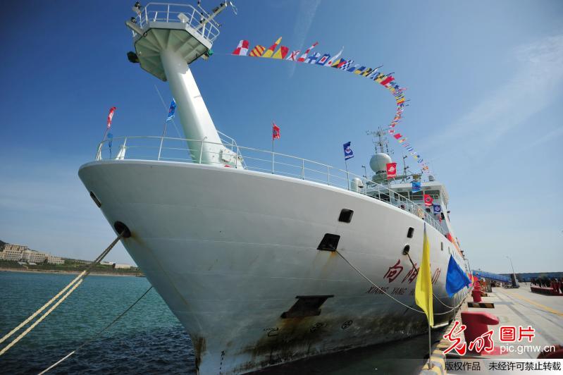 “向阳红01”完成中国首次环球海洋综合科考返回青岛