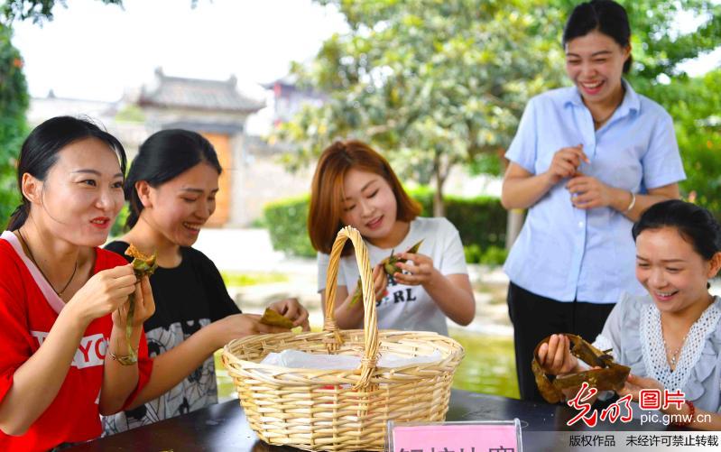 安徽亳州：多彩活动迎端午