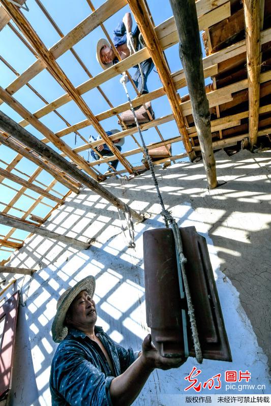 重庆丰都推行危房改造保群众住房安全