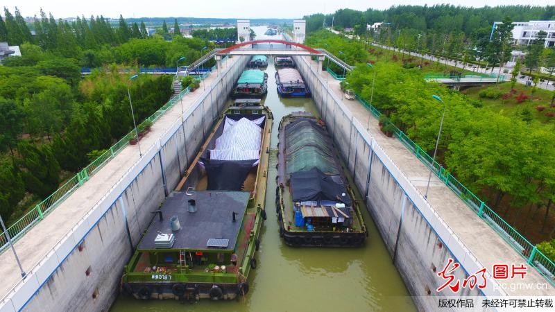 京杭运河山东枣庄段因水位下降开始限航