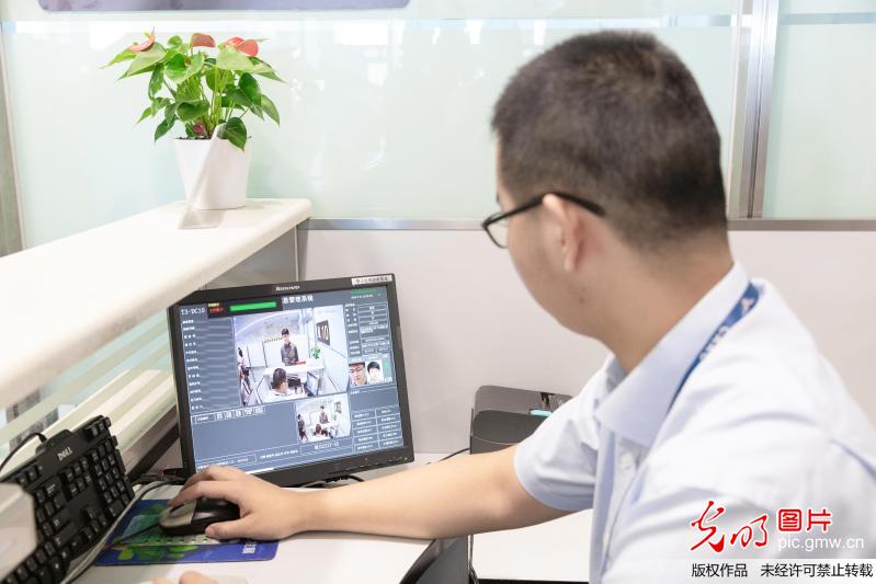 杭州萧山机场上线人脸识别技术