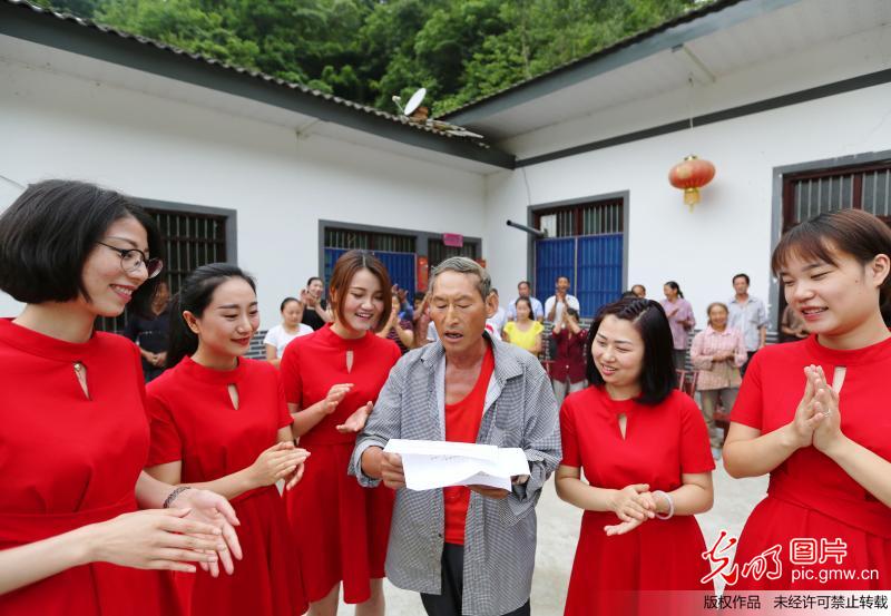 陕西省平利县成立宣传队传播好声音