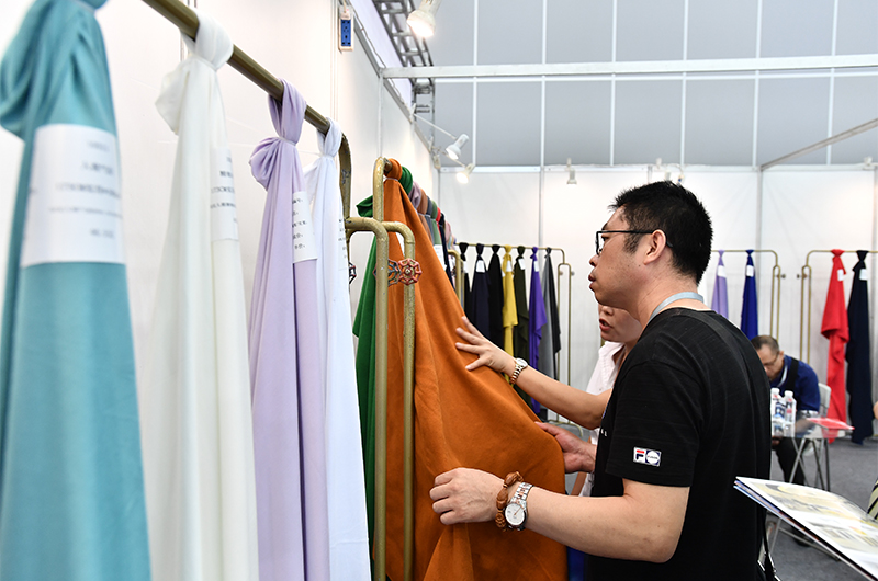 2018中国纺织服装流通大会开幕