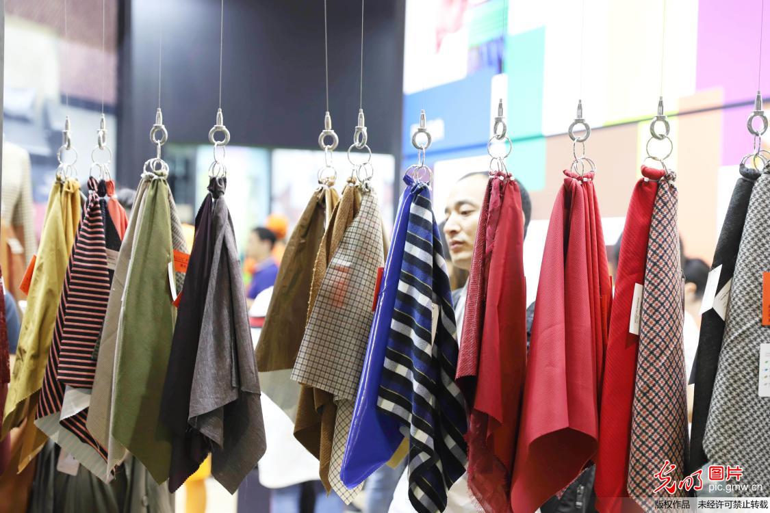 2018年中国国际纺织面料及辅料博览会在上海举行
