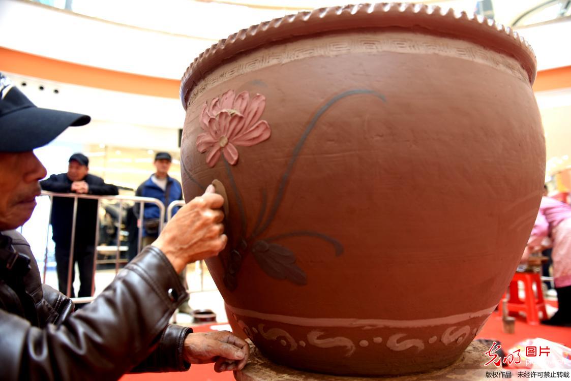 安徽省首届陶瓷行业职业技能大赛开赛