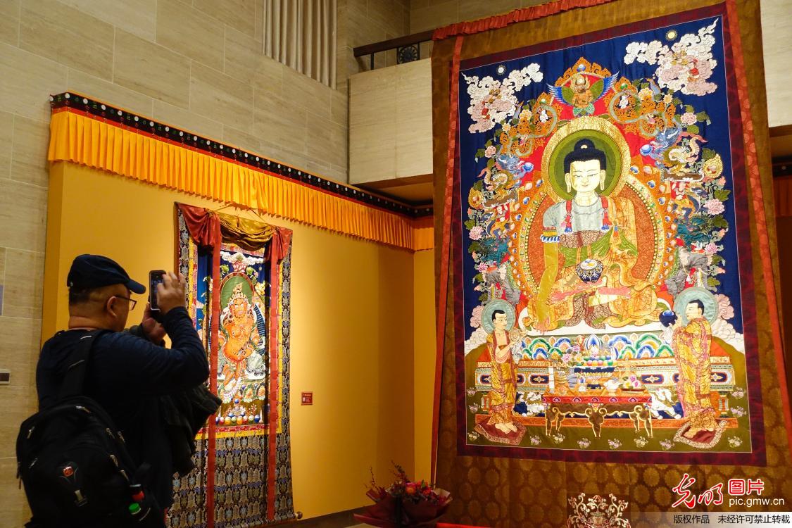 中国唐卡艺术精品展在京开幕