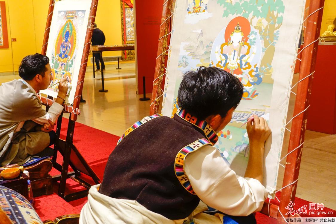 中国唐卡艺术精品展在京开幕