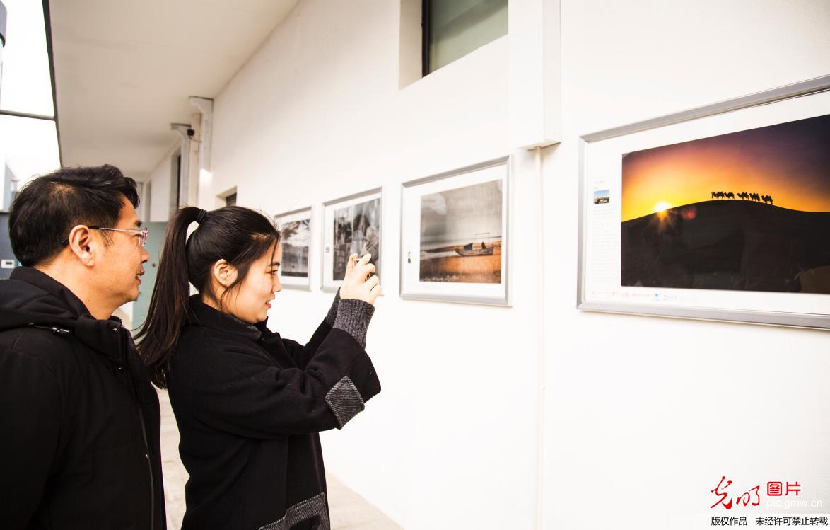 “我的2018”图片漂流摄影展在京开幕