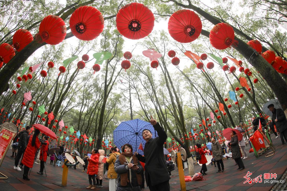 欢乐闹元宵  幸福遍神州