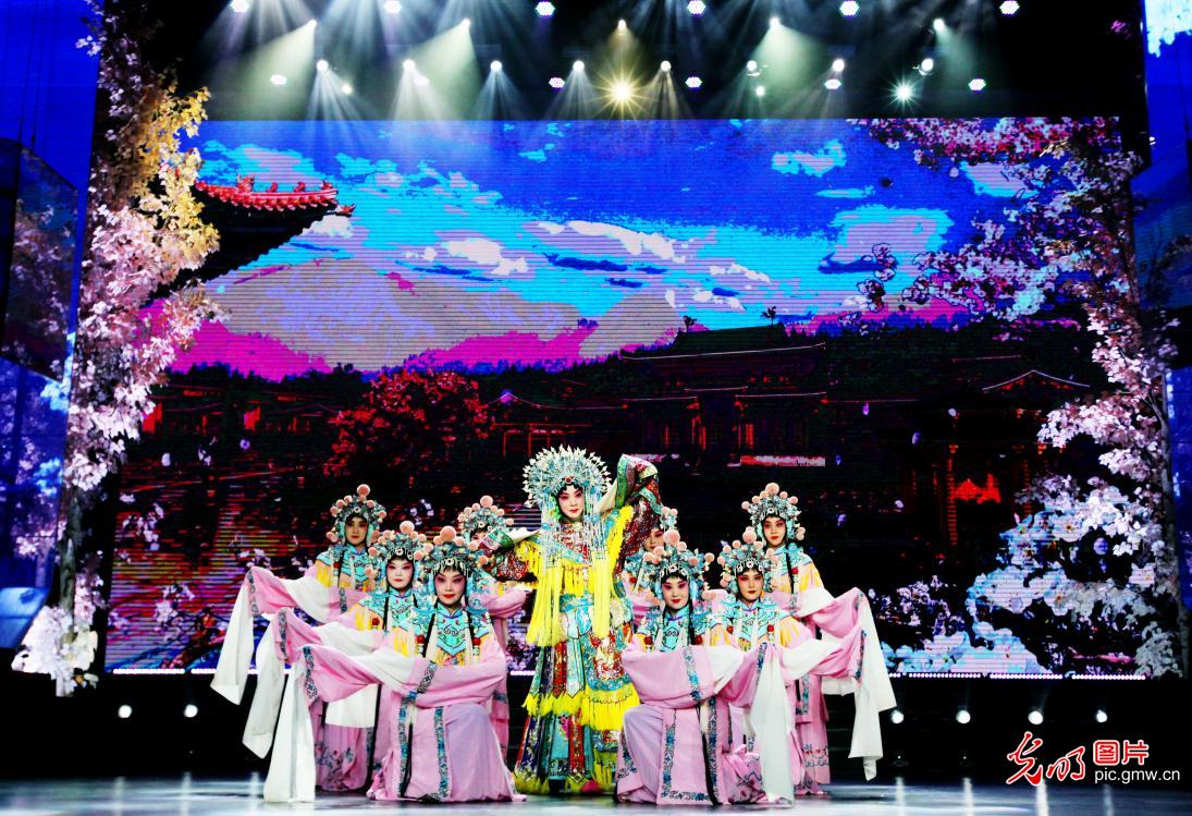 北京怀柔举办满族文化节