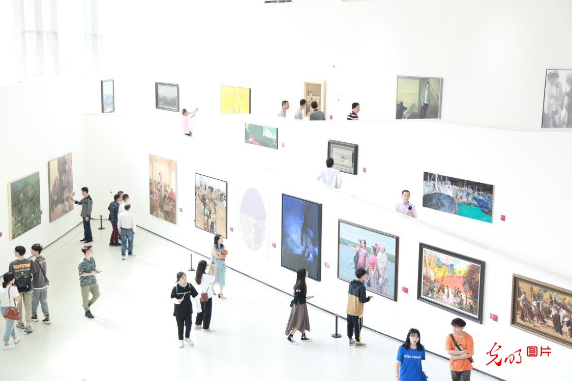 第十三届全国美术作品展油画展重庆开展