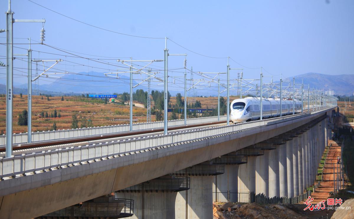 鲁南高铁试运行 _光明网