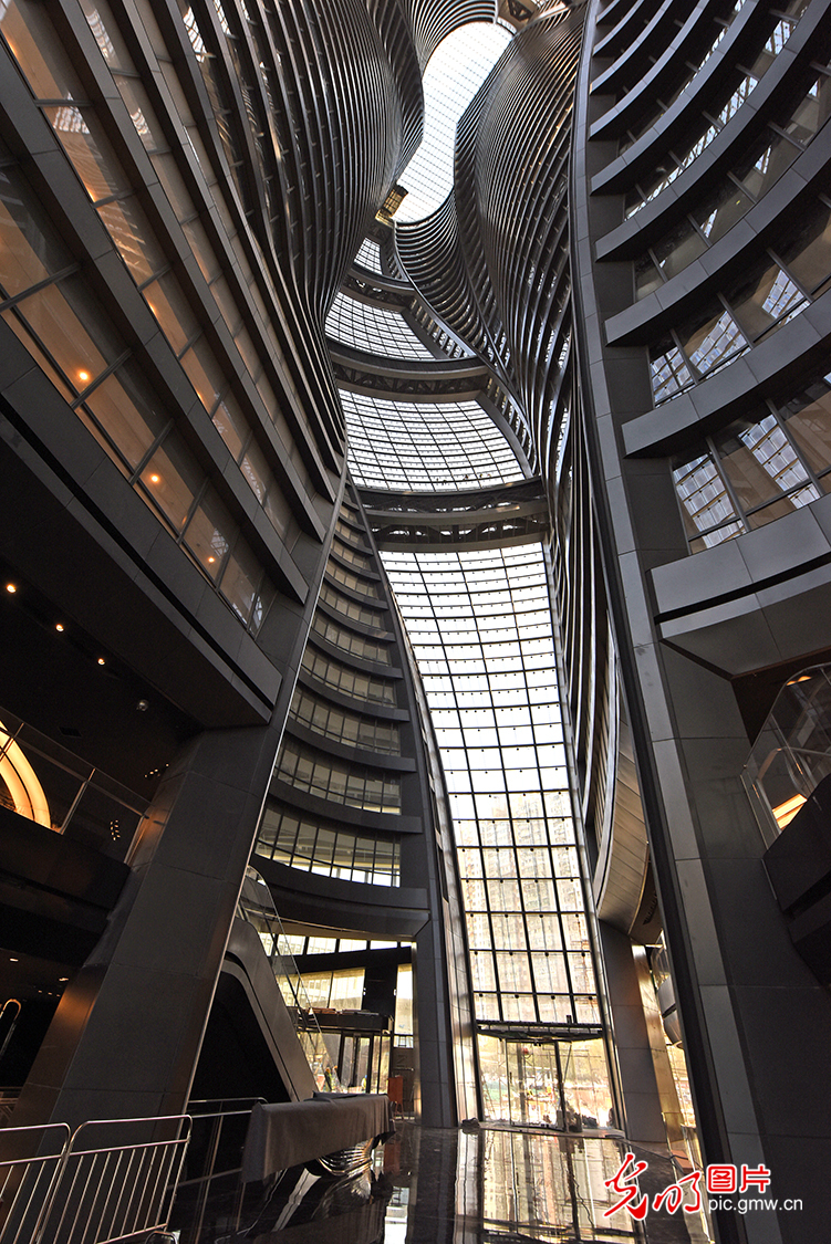 “探秘最美建筑”丽泽SOHO摄影赛开赛