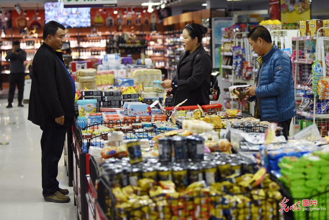 二连浩特铁路口岸出入境中欧班列突破1305列