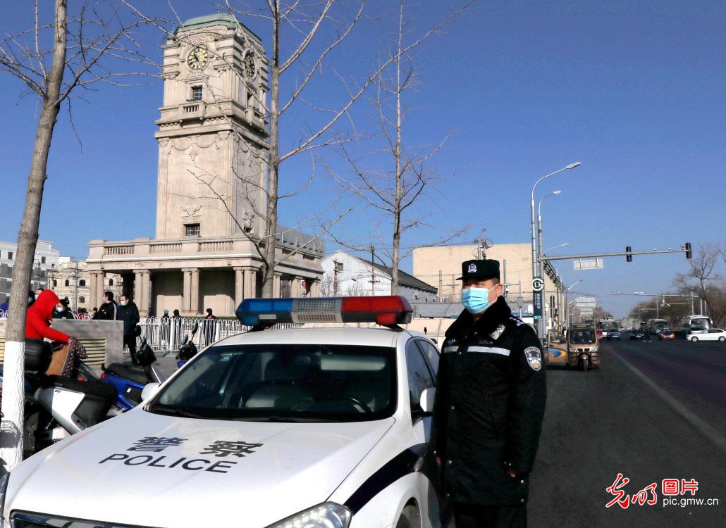 北京：致敬守护百姓安全的社区民警