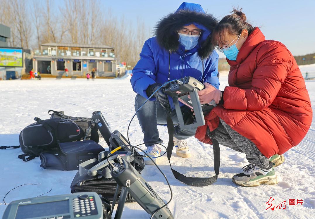 河北秦皇岛：无线电监测设施低温测试 为冬奥会举办保驾护航