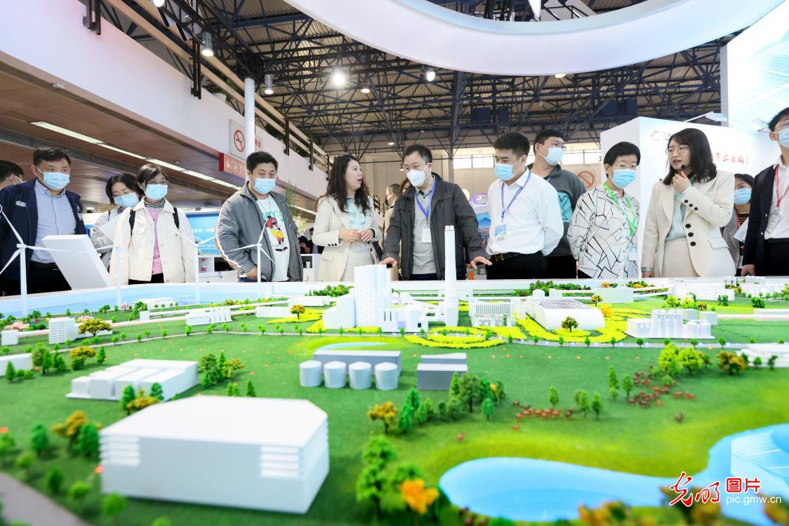 中国国际清洁能源暨综合能源服务产业博览会开幕